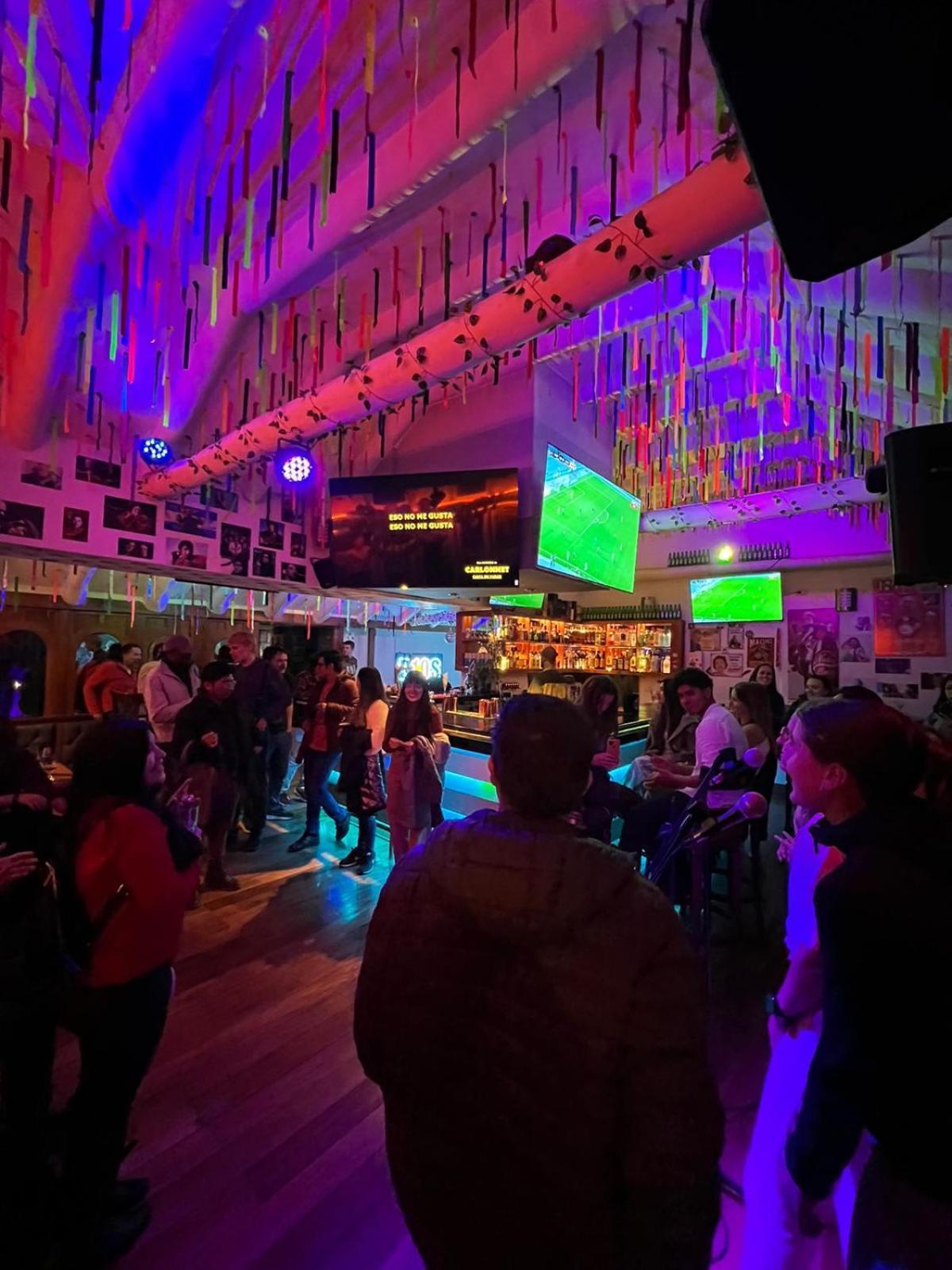Magar Bar Ostello