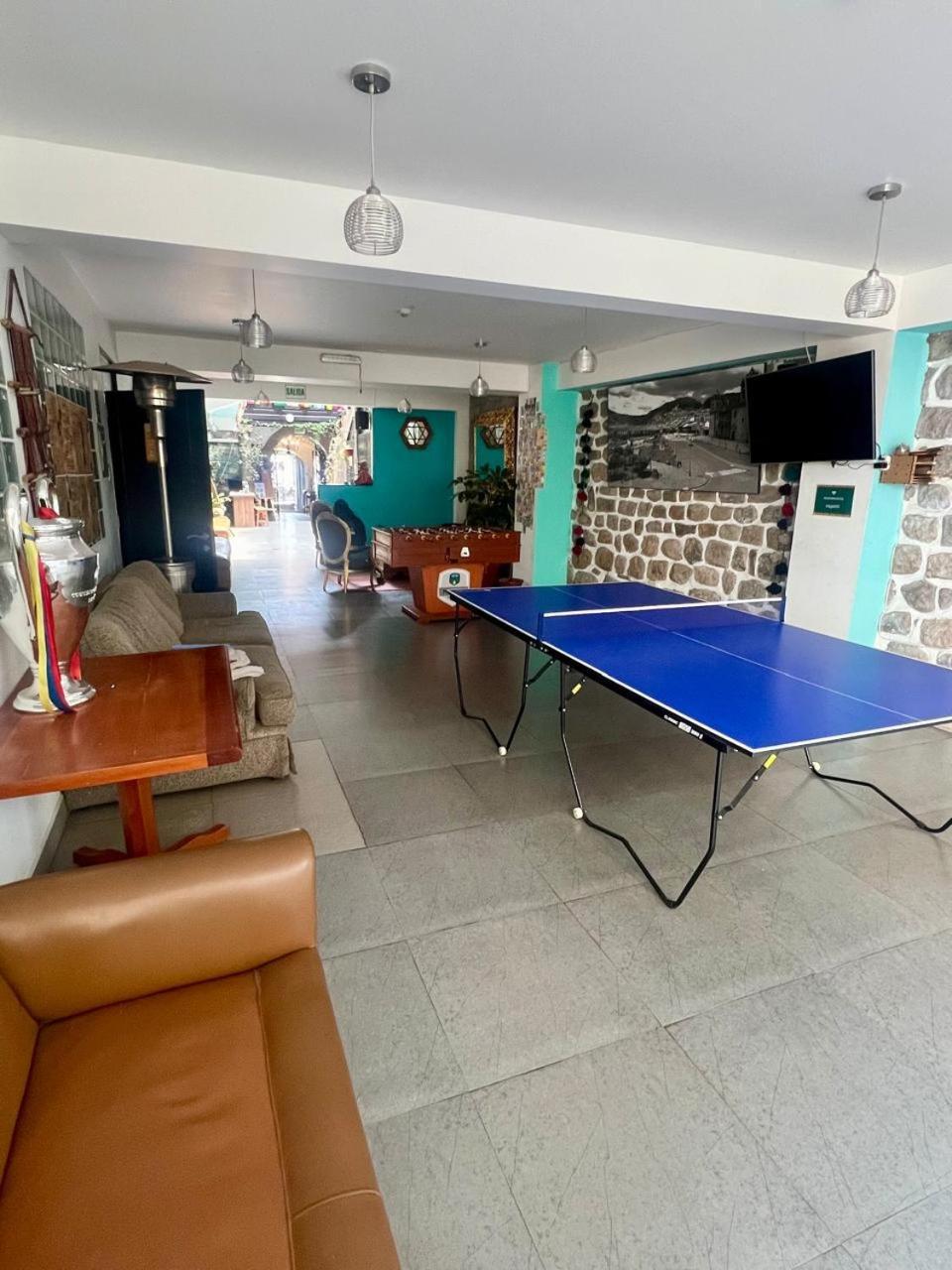 Magar Bar Ostello